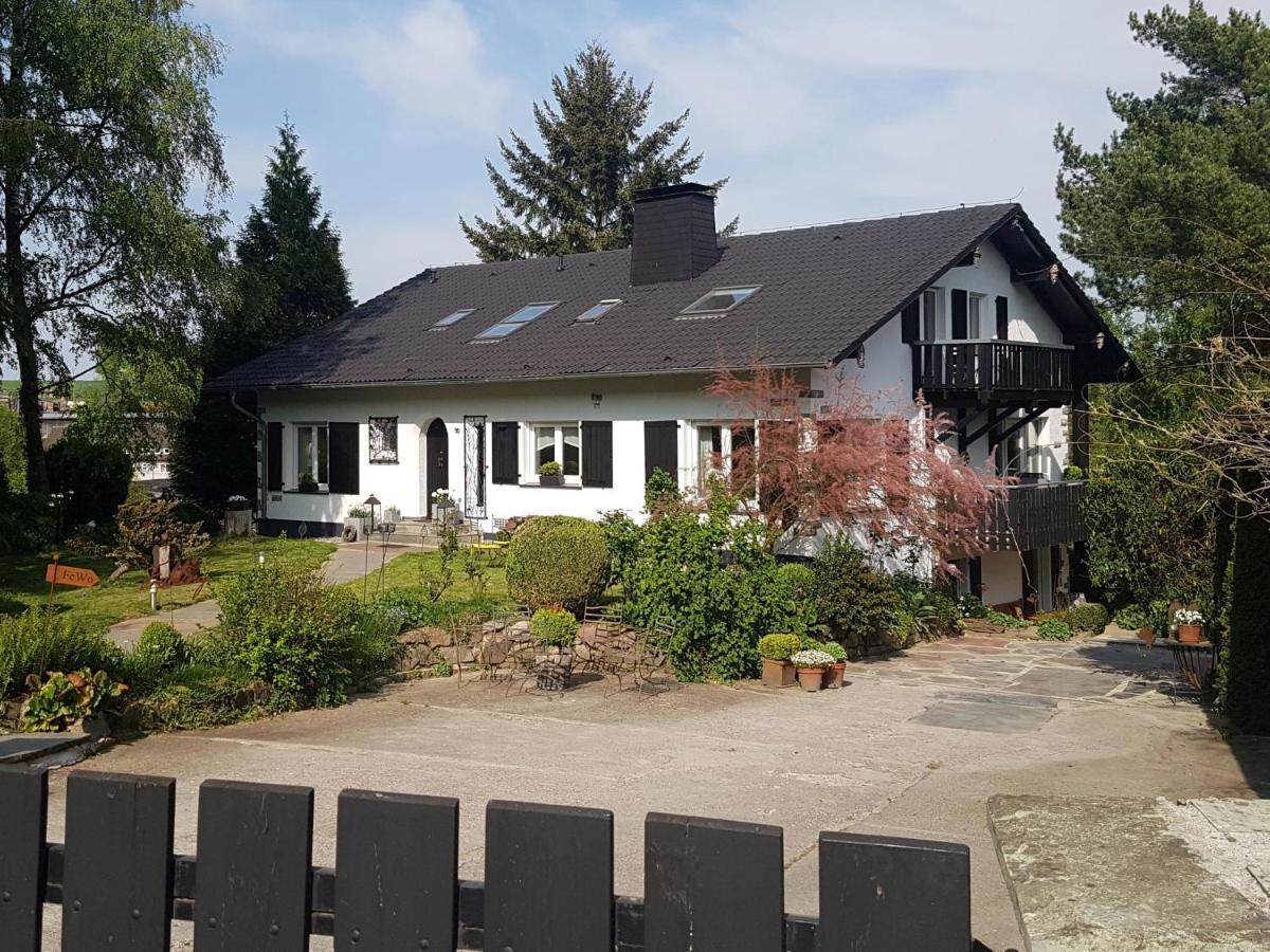 Fewo Am Wald Balve Bagian luar foto